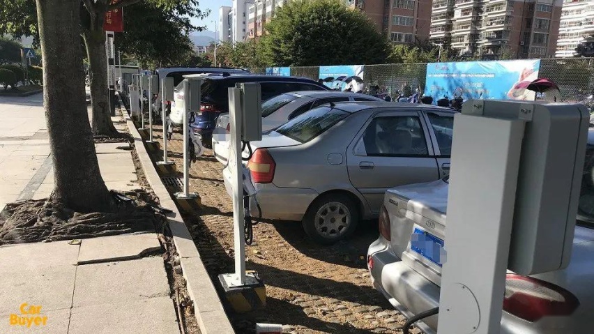 国内汽车保有量猛增，停车难题，如何解？