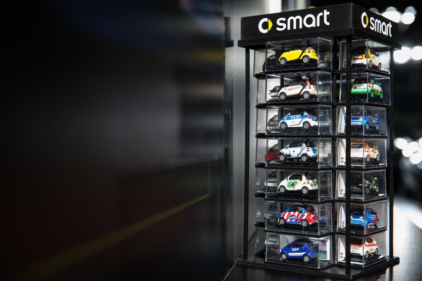 smart 25周年：大牌明星云集，精灵#1 铂金版上市，23.99万