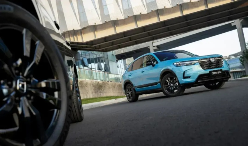 “都市爬山虎”Honda HR-V 年轻人的生活也要“热辣滚烫”
