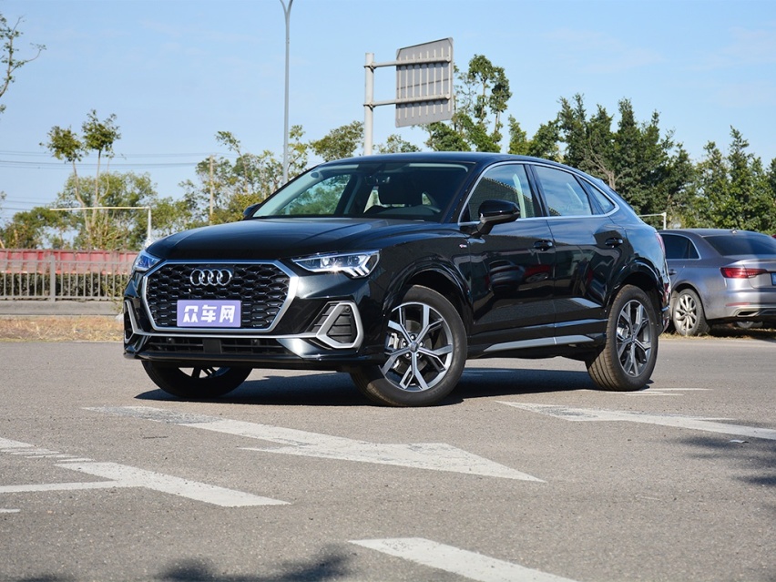 月度奥迪Q3 Sportback销量为887辆