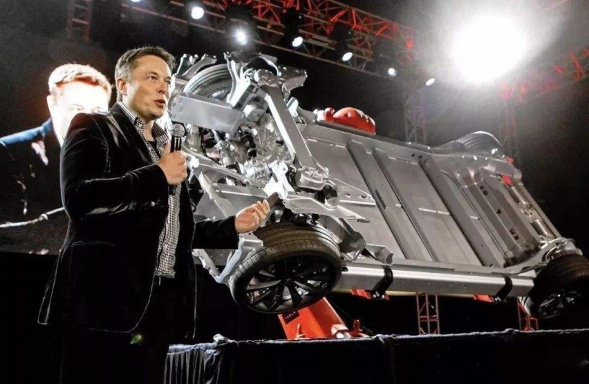 实车对比汉EV/Model3/P7，30万预算你选谁？