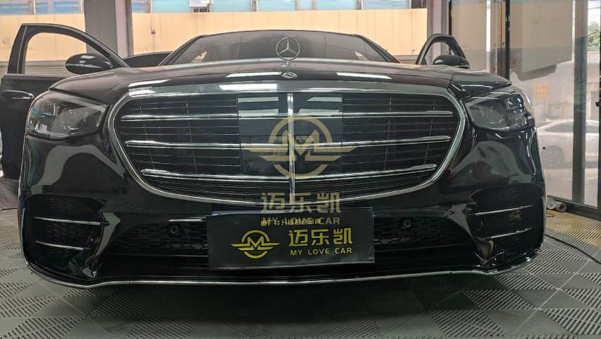 广州22款奔驰S400L改装原厂前杠运动包围