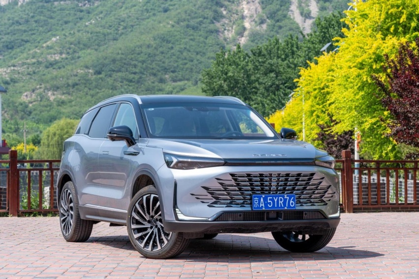 新X7专属“女王副驾”为“她”而来，母亲节出行你还在等什么？