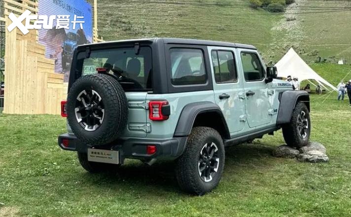 起售49.99万元,新增中控大屏,2024款牧马人实力如何?