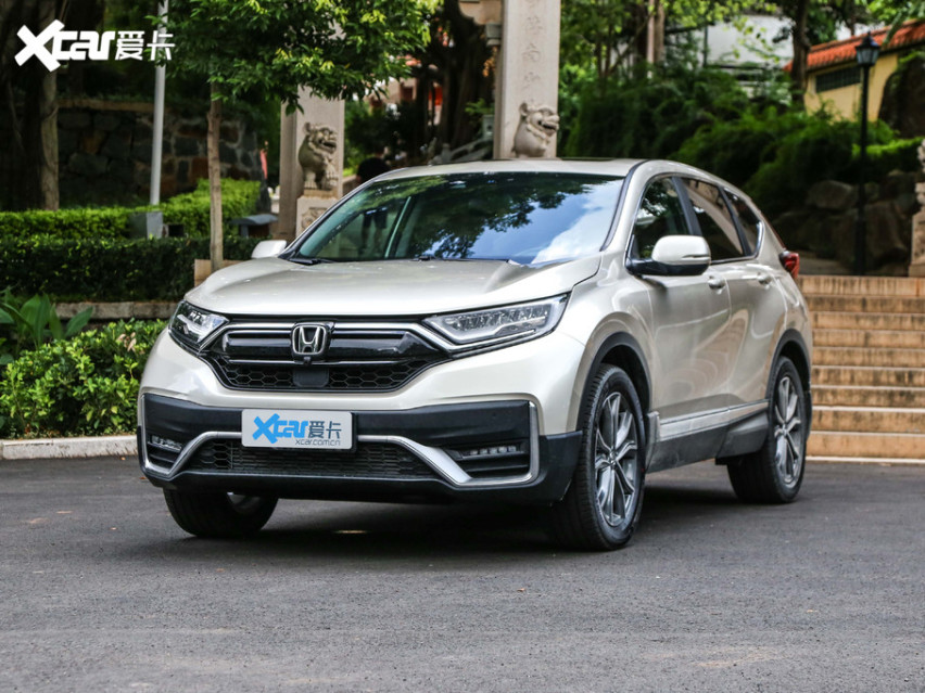 自主VS合资！传祺 GS4 PLUS是年轻人的第一台紧凑SUV？