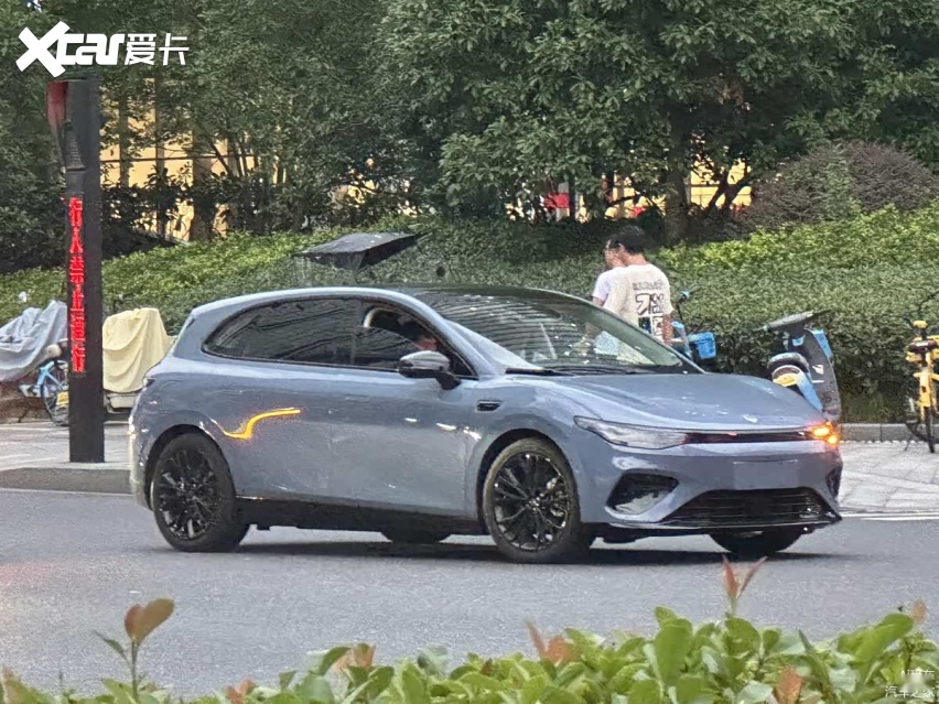 新车 | 605km续航领先 / 160kW电机加持 / 零跑Lafa