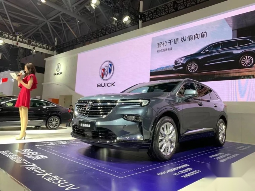实拍丨空间、配置越级，昂科旗为搅局中大型SUV市场而来！