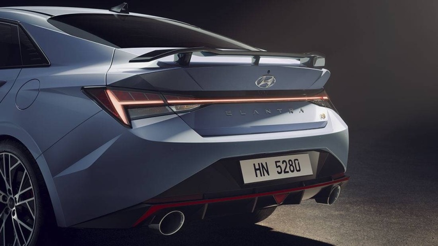 赛道试驾现代Elantra N，扮猪吃老虎可真有你的