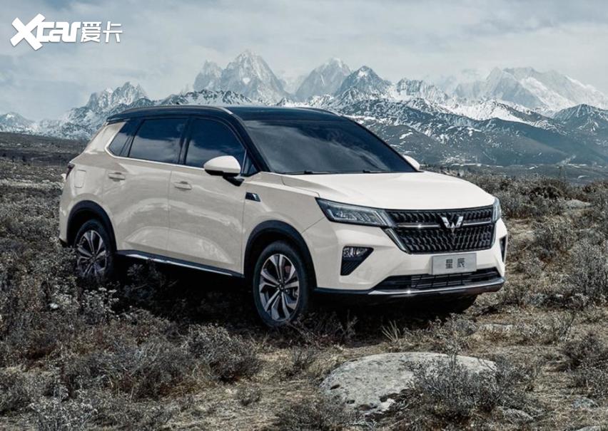 五菱首款银标SUV来袭，不仅颜值高，动力系统也很出色