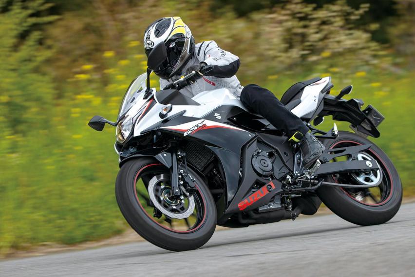 国内入门神级仿赛摩托，铃木GSX250R，造型经典操控稳定