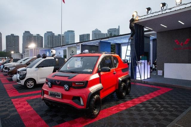 五菱宏光MINI EV亮相郑州，年轻人又多了一个新选择