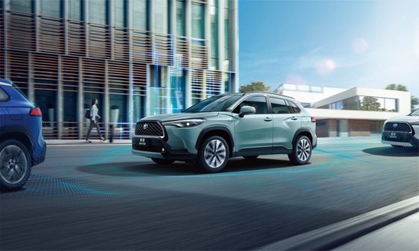 新款卡罗拉锐放焕新上市！实力诠释 10万级2.0L黄金排量 智驾SUV