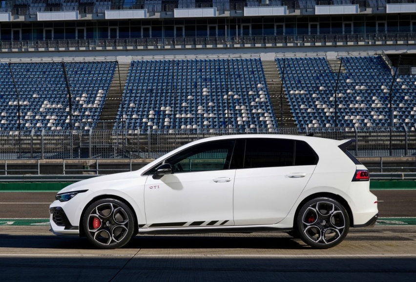 六一儿童节大玩具，2025款大众高尔夫GTi Clubsport，花瓣