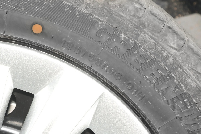 购车预算7万,想买经济型7座MPV,五菱佳辰皮实耐用还省油