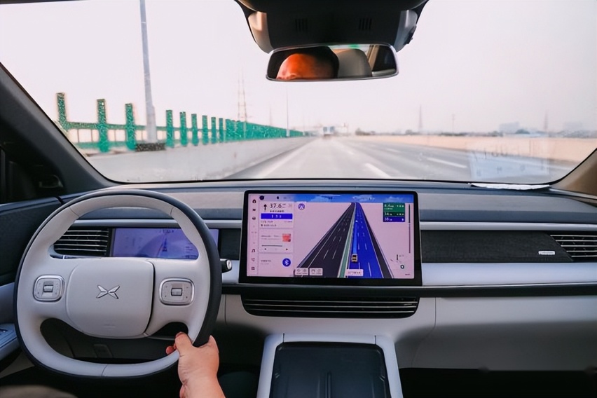 小鹏G6正式上市 20.99万PK特斯拉Model Y Ta能行吗？