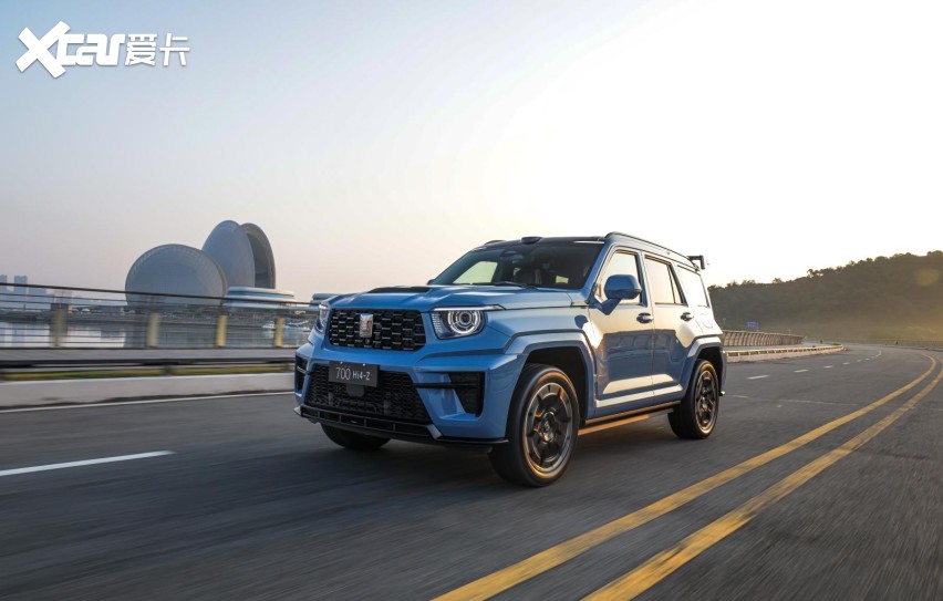 全新坦克 700 正式上市 42.8 万起 做全域实用的豪华硬派 SU