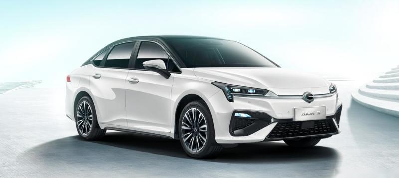 2022款AION S新增两款车型 售价13.98万 续航460km