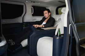 极氪009光辉典藏版再迎明星车主，携手“霸总”杨烁共启光辉旅程