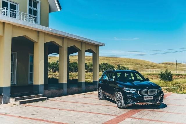 秉持运动、兼具豪华，全新一代BMW X5不再低调