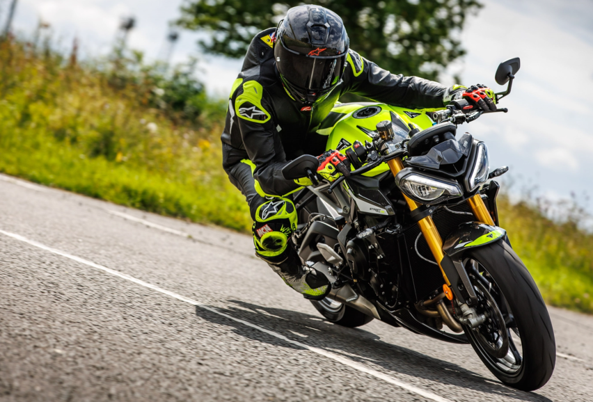 Moto2版本凯旋Street Triple 765详解，配置升级，真