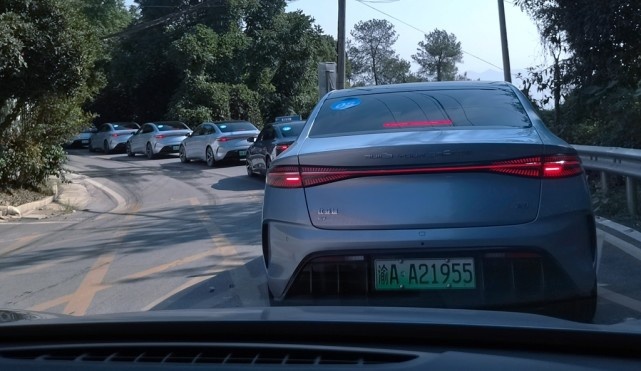 长驱直驾 试了比亚迪海豹还会想要毛豆3吗？