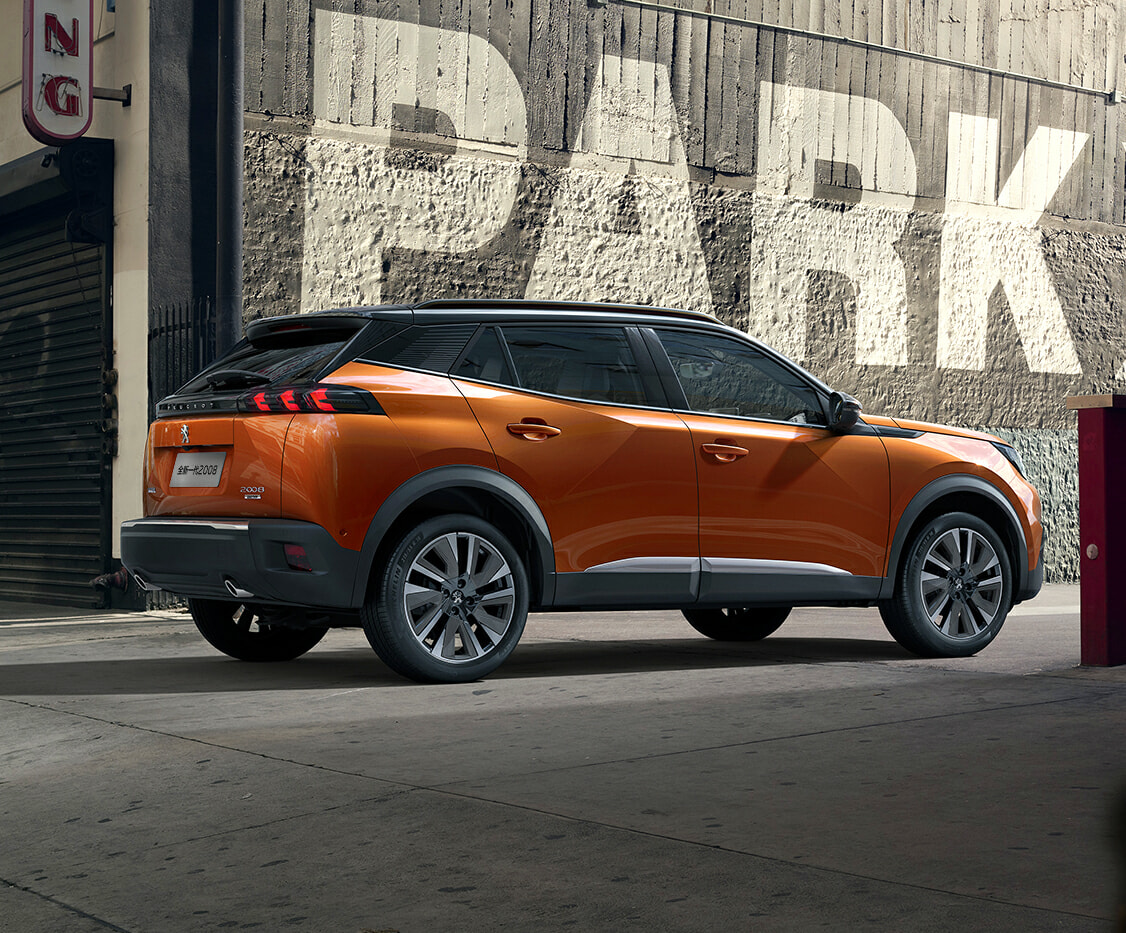 ��ϵ��С��SUV�����@���ˣ�