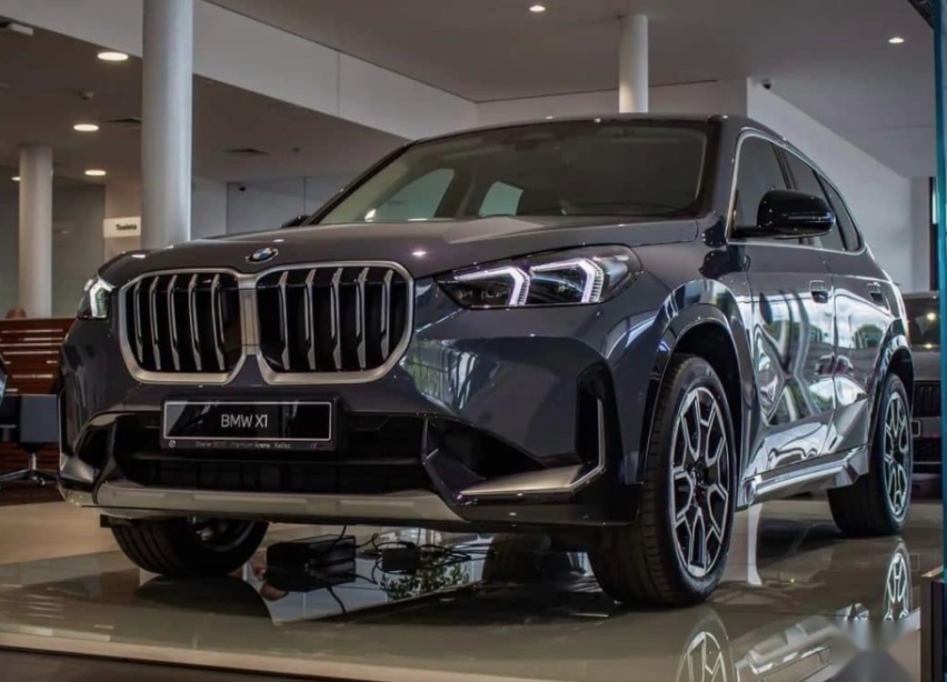 宝马最便宜的性能SUV！外观酷似“小X5”，拥有2.0T和新能源版