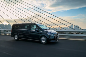 移动的会客厅：奔驰V级与老板的出行哲学