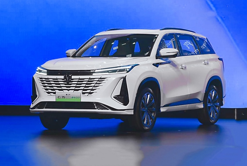 通勤5天不花一分钱？第三代CS75PLUS智电iDD来了，若15万起不