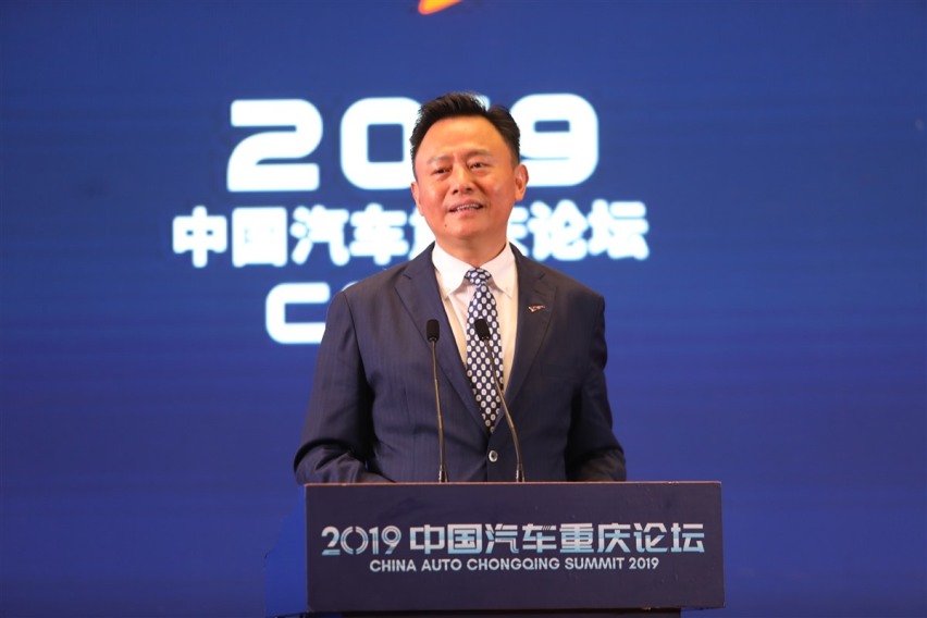 一汽奔腾 | 销量诡异、利润暴跌，“僵尸车型”救柳长庆于水火