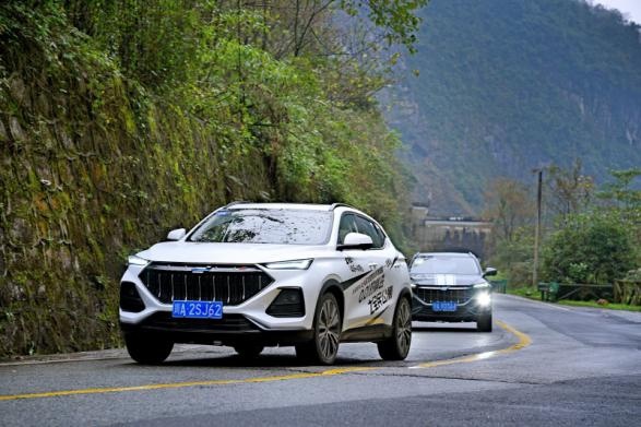 一款真正适合年轻人的SUV-试驾长安欧尚X5