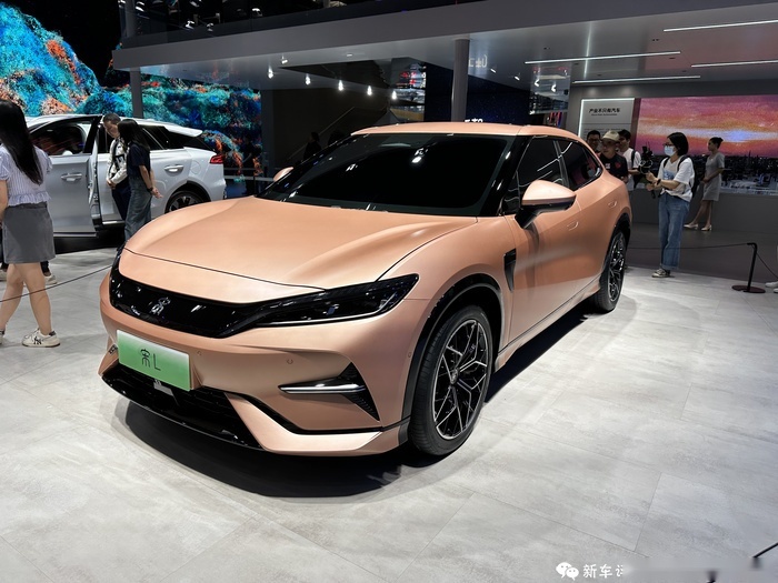 2023成都车展：号称最美比亚迪，比亚迪宋L亮相