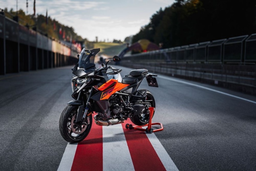 2024米兰车展，2025款KTM1390 SUPER DUKE GT