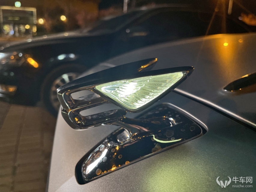 电气化进程中的重要一步，试驾宾利飞驰PHEV