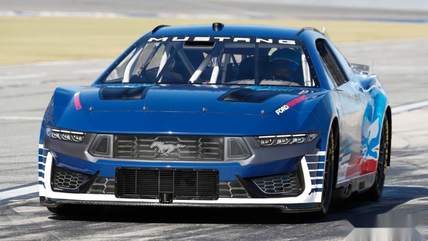 福特Mustang新赛车 2024赛季NASCAR赛车