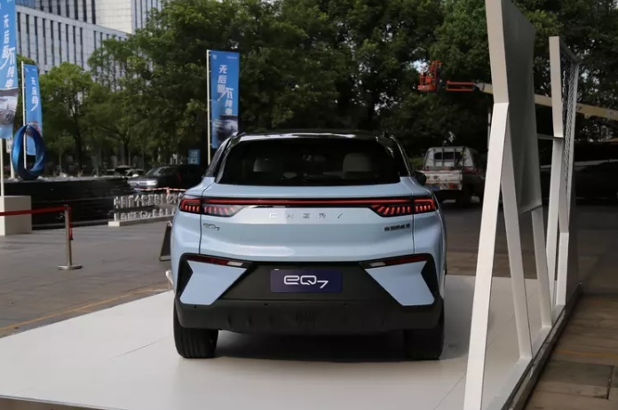 同级唯一全铝车身 中型纯电SUV 奇瑞eQ7今日开启预售