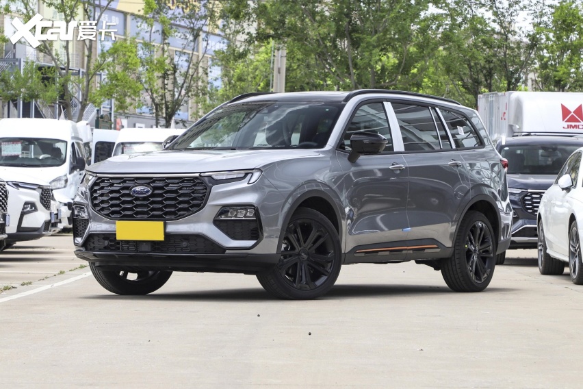 38万起询底价先来看看消费者最关心的价格,江铃福特领裕的售价区间为