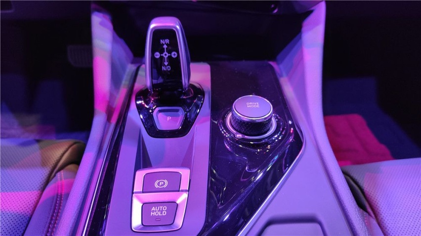 2021上海车展：领克02Hatchback亮相