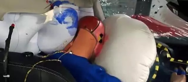 毕业季分手季，如何用8万块抚平失恋的心？