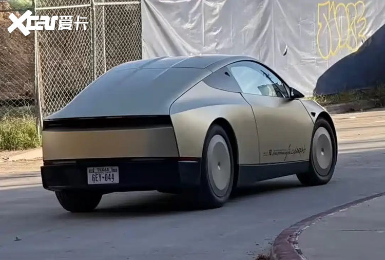 首次曝光！没有方向盘和刹车油门踏板的特斯拉上路了