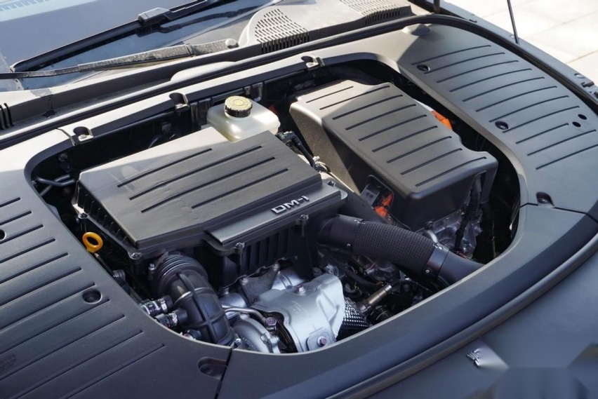 汉DM-i和英仕派e:PHEV，谁才是20万元中型插混轿车之王？