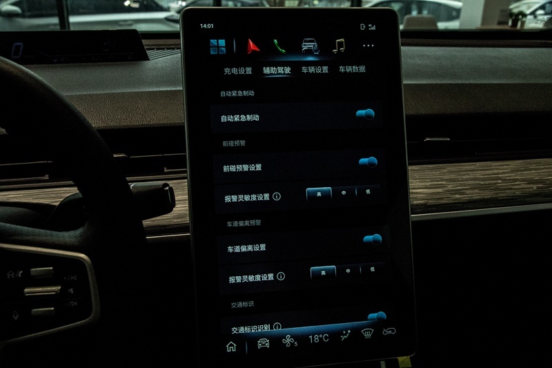 3J9A8061-1_副本.jpg