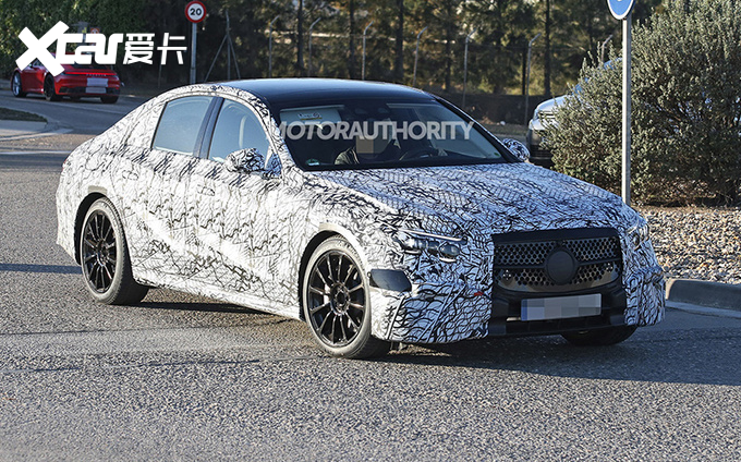 奔驰e级最新路试谍照曝光预计将于2023年正式亮相