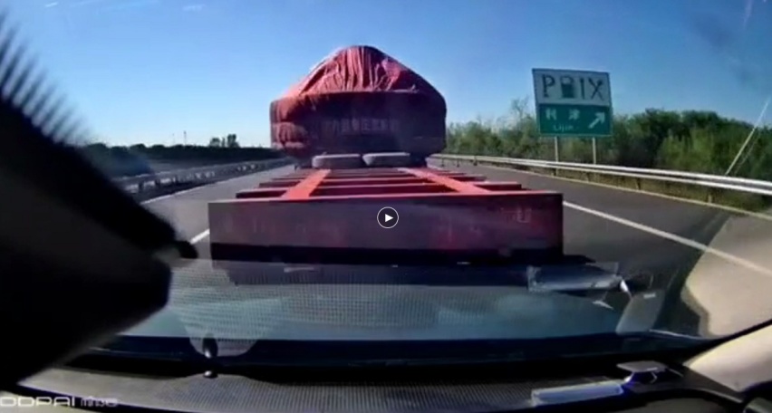 小鹏P7高速追尾货车，主动安全未起作用，摄像头和雷达谁唱主角？