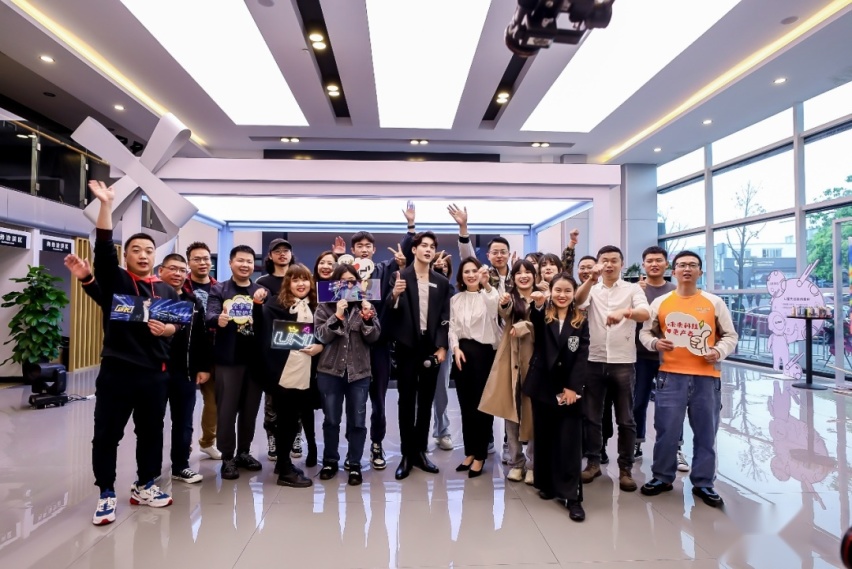 将运动进行到底，长安UNI-T运动版上市，设计功力持续在线！