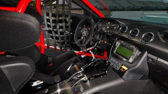 福特Mustang Cobra Jet1400亮相直线加速赛