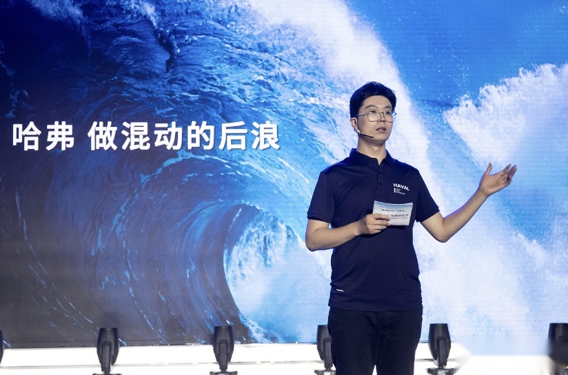 售价15.38-16.58万元，哈弗神兽混动DHT终结合资混动暴利时代