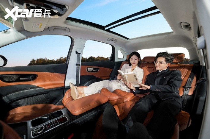 10万级家用SUV大比拼：奇瑞瑞虎8对比吉利博越L