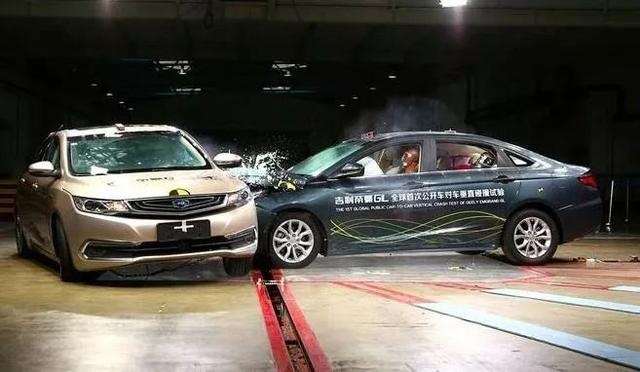寒市中吉利斩获百万辆的背后：听听车主们怎么说