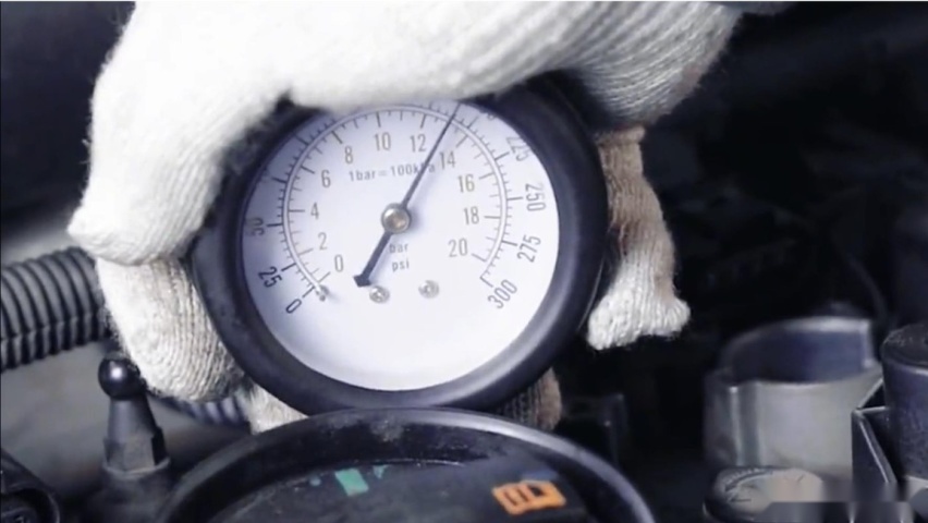 缸压测试的核心目的在于预防四冲程发动机在压缩冲程中可能出现的缸压